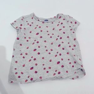 Old Navy Apple Grey T-shirt (5T)